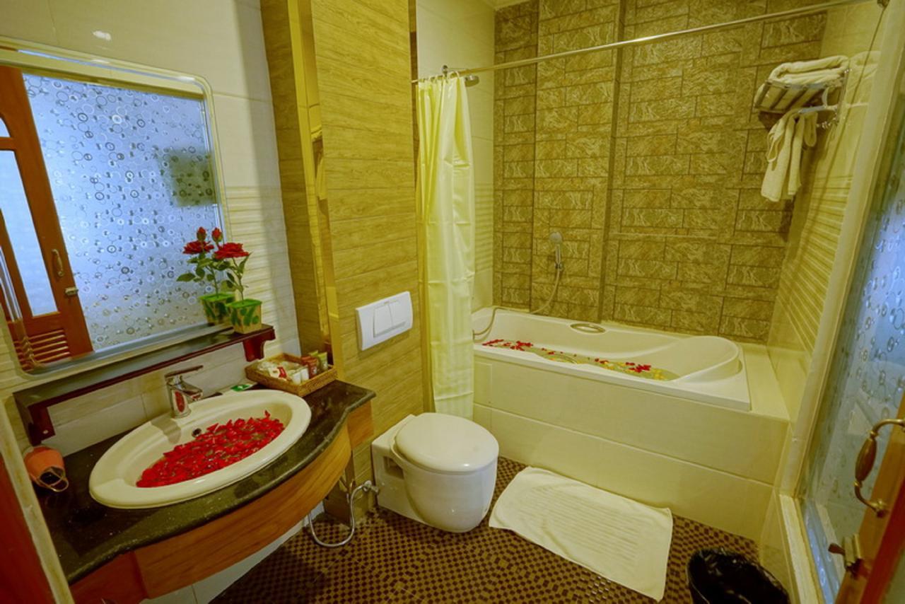 Hotel Boss - Mandalay Esterno foto