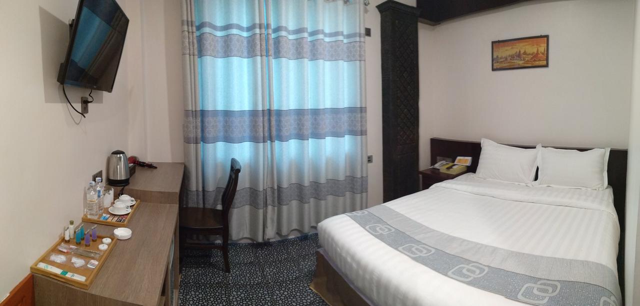 Hotel Boss - Mandalay Esterno foto